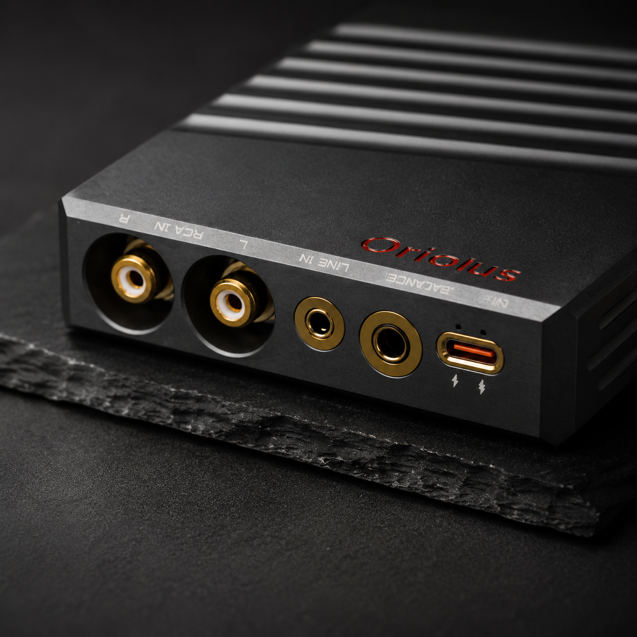 Traillii Ultra IEM System