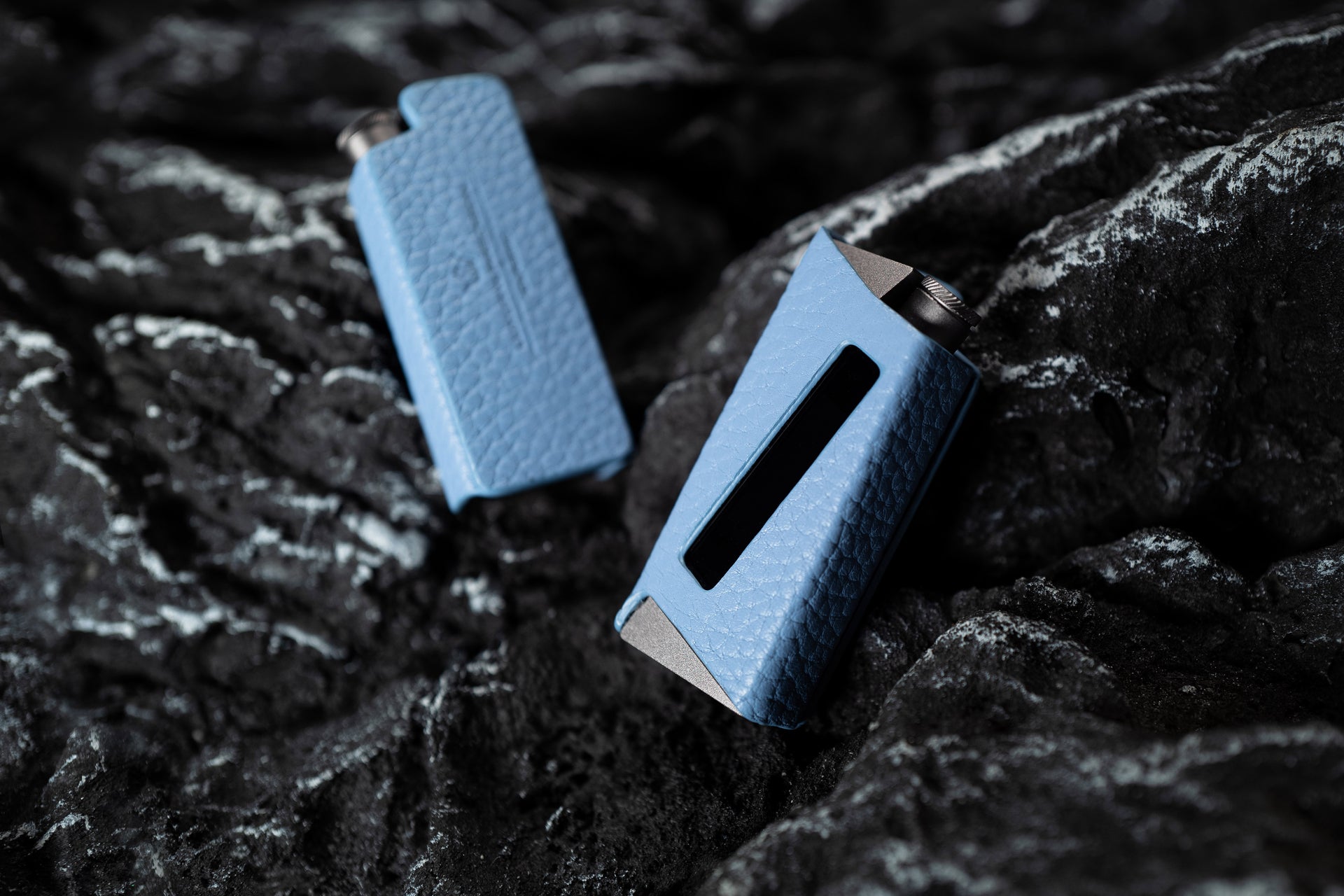 W4LeatherCase.jpg?v=1682583737 